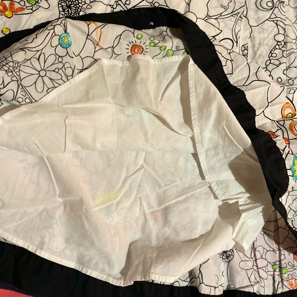 NWOT Sunny Leigh skirt with embroidery flowers. Measurements added - Picture 3 of 14